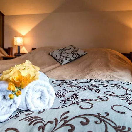 Madejowy Dwor Ubytování v soukromí